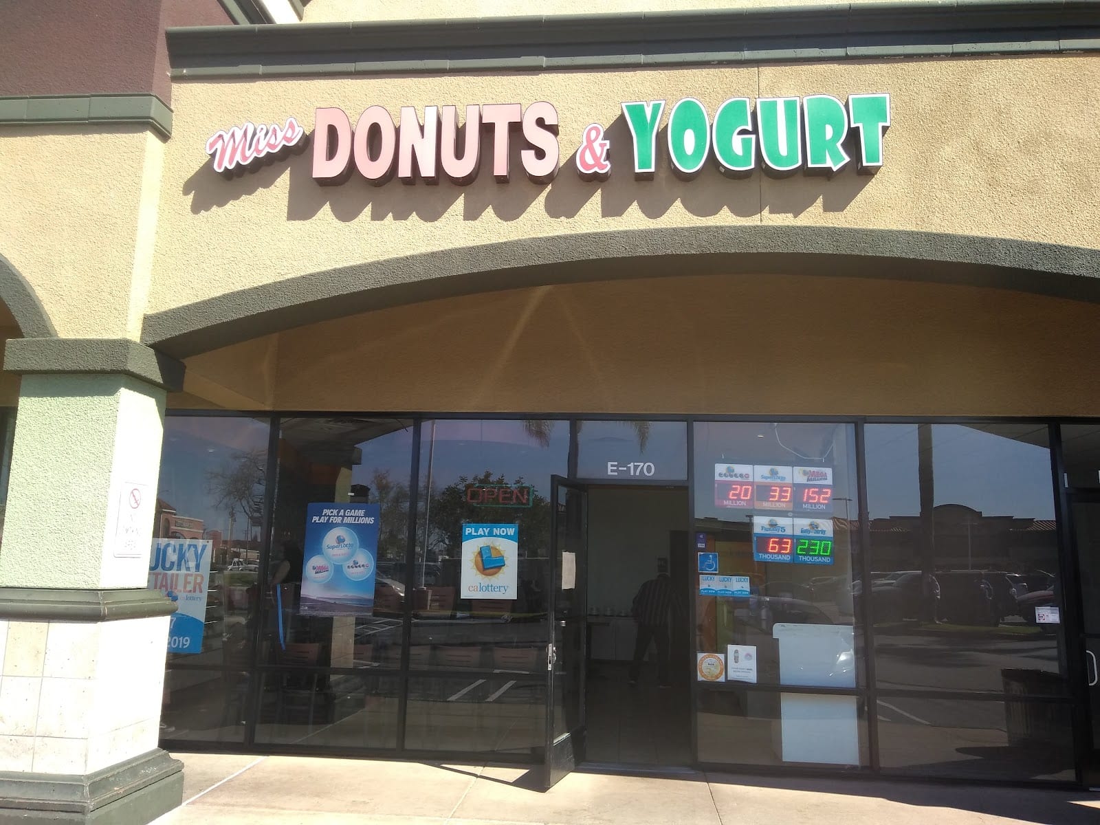 Miss Donut & Bakery