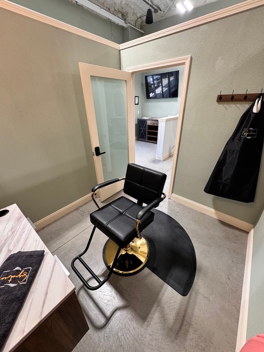 Signature Hair Gallery, photo 3