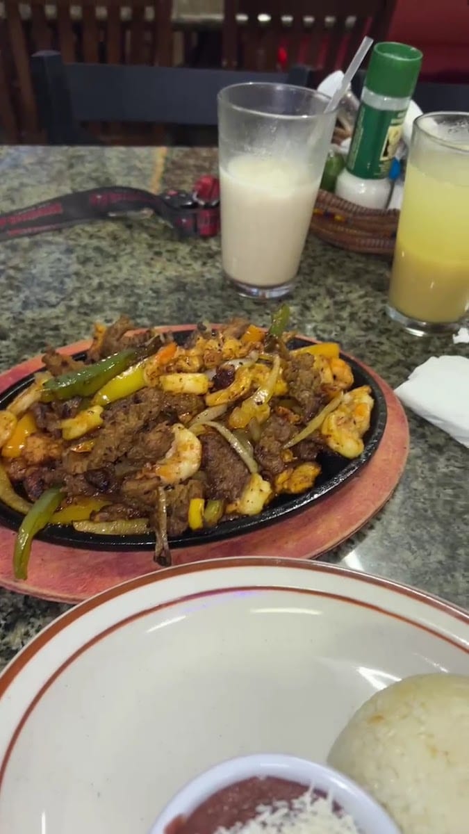 Honduras Restaurant & Bar, photo 3