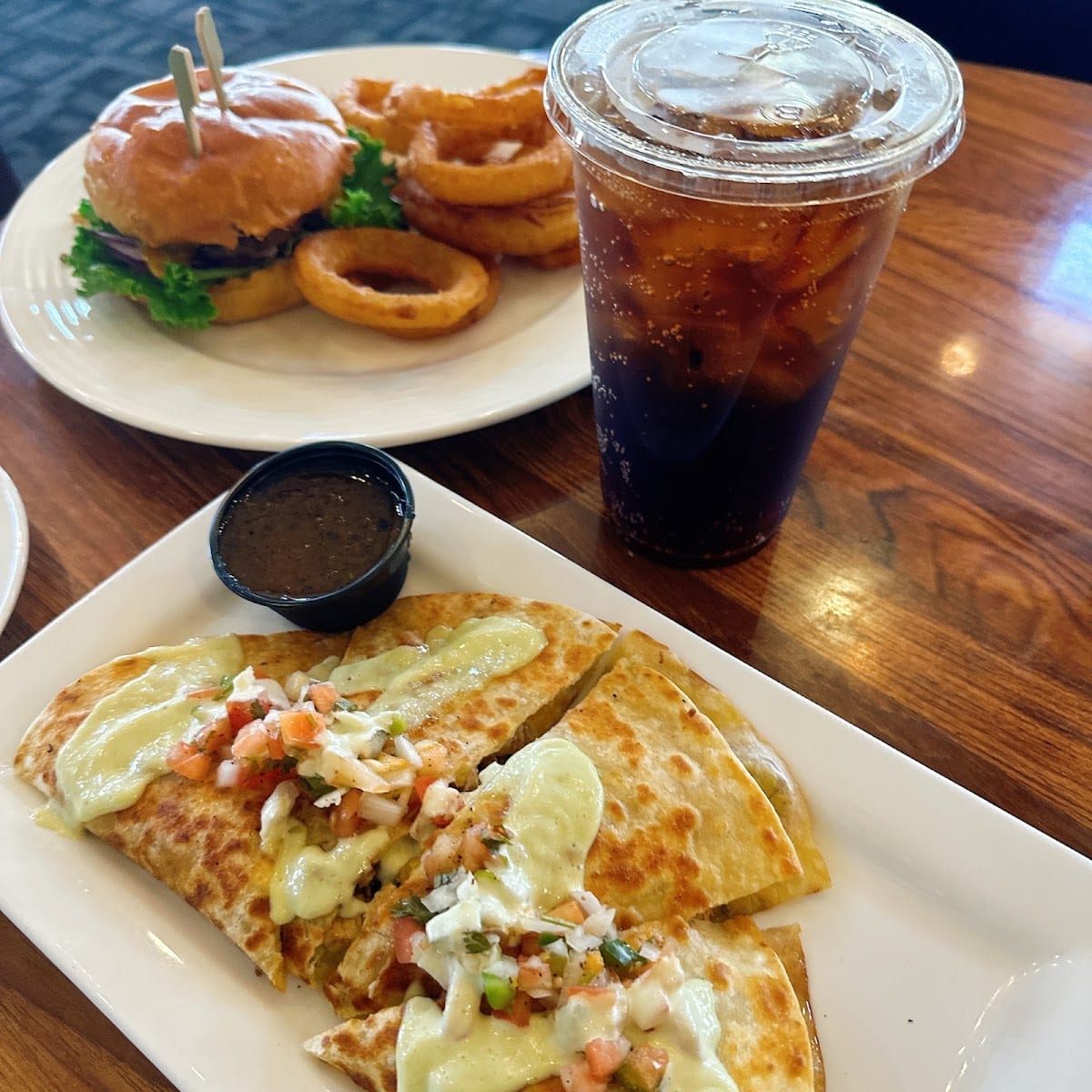 Take 5ive Grille & Bar