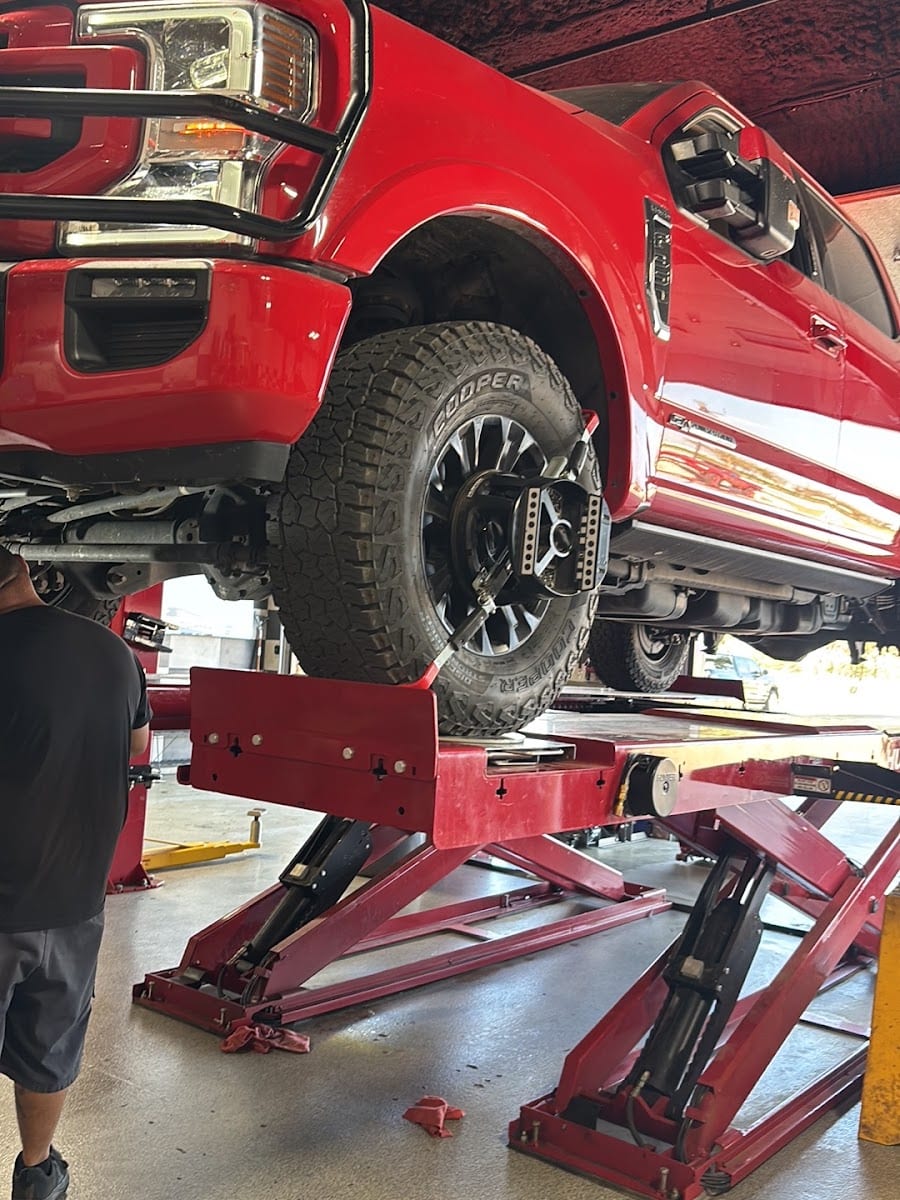 Adelante Autos – Used Cars & Auto Repair Shop
