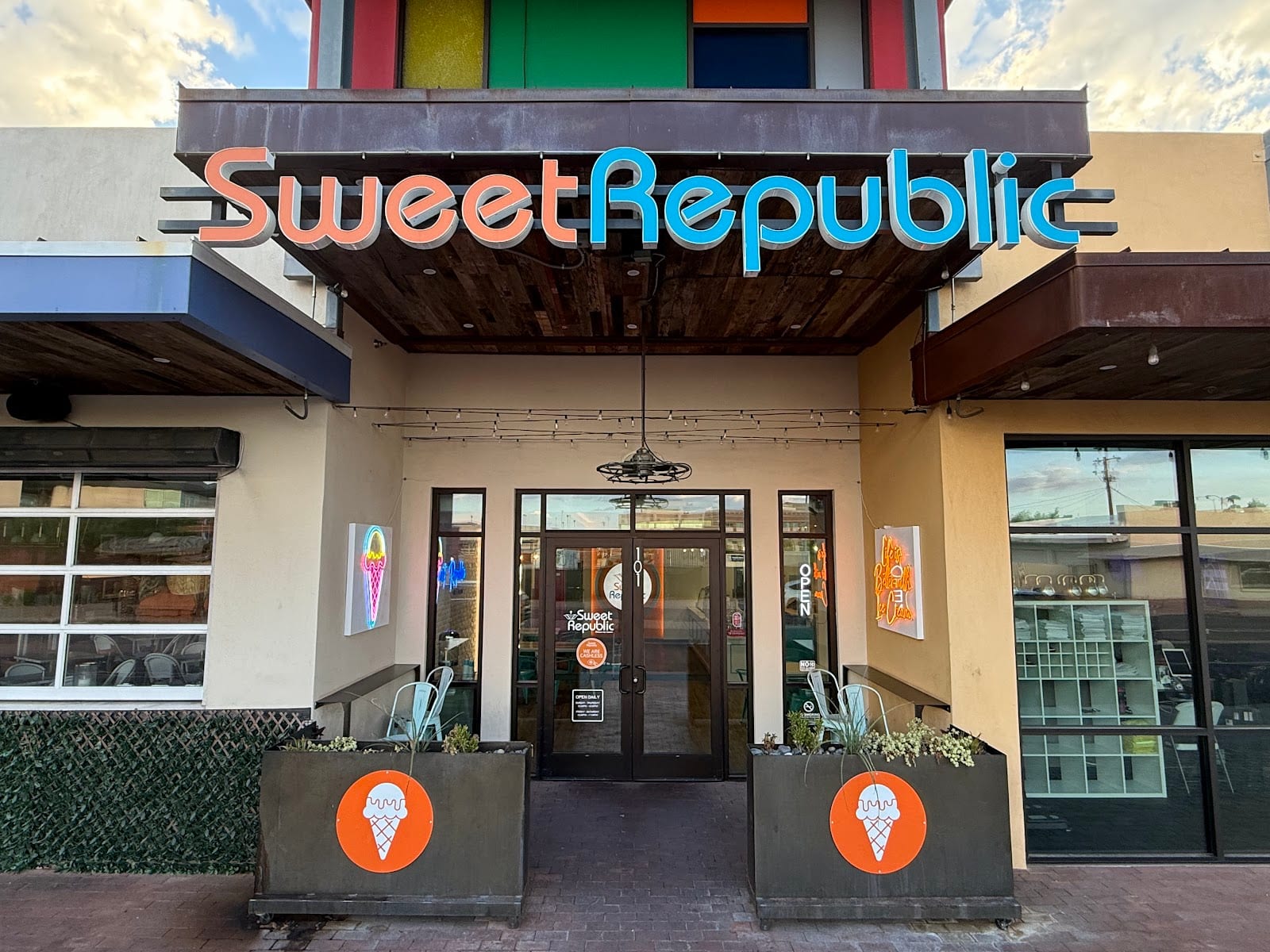 Sweet Republic, photo 2