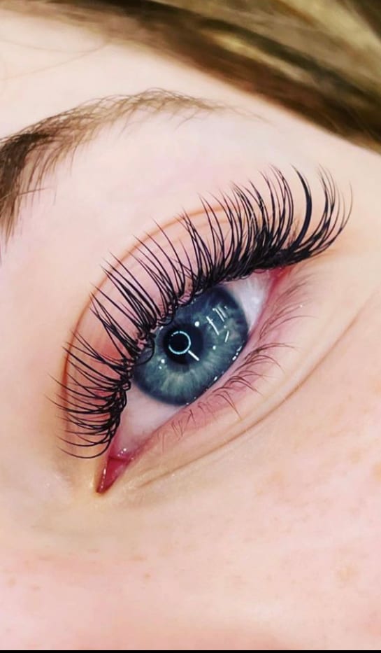 Rebel Lash, photo 4