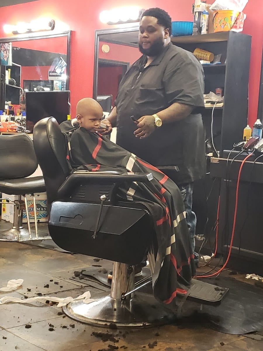 Dominiqu Barber Shop, photo 3