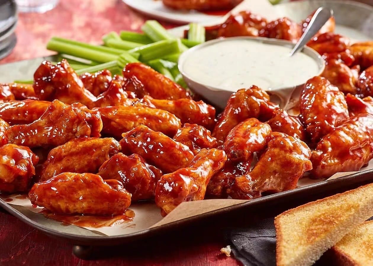 A1 Wings & Crab, photo 2