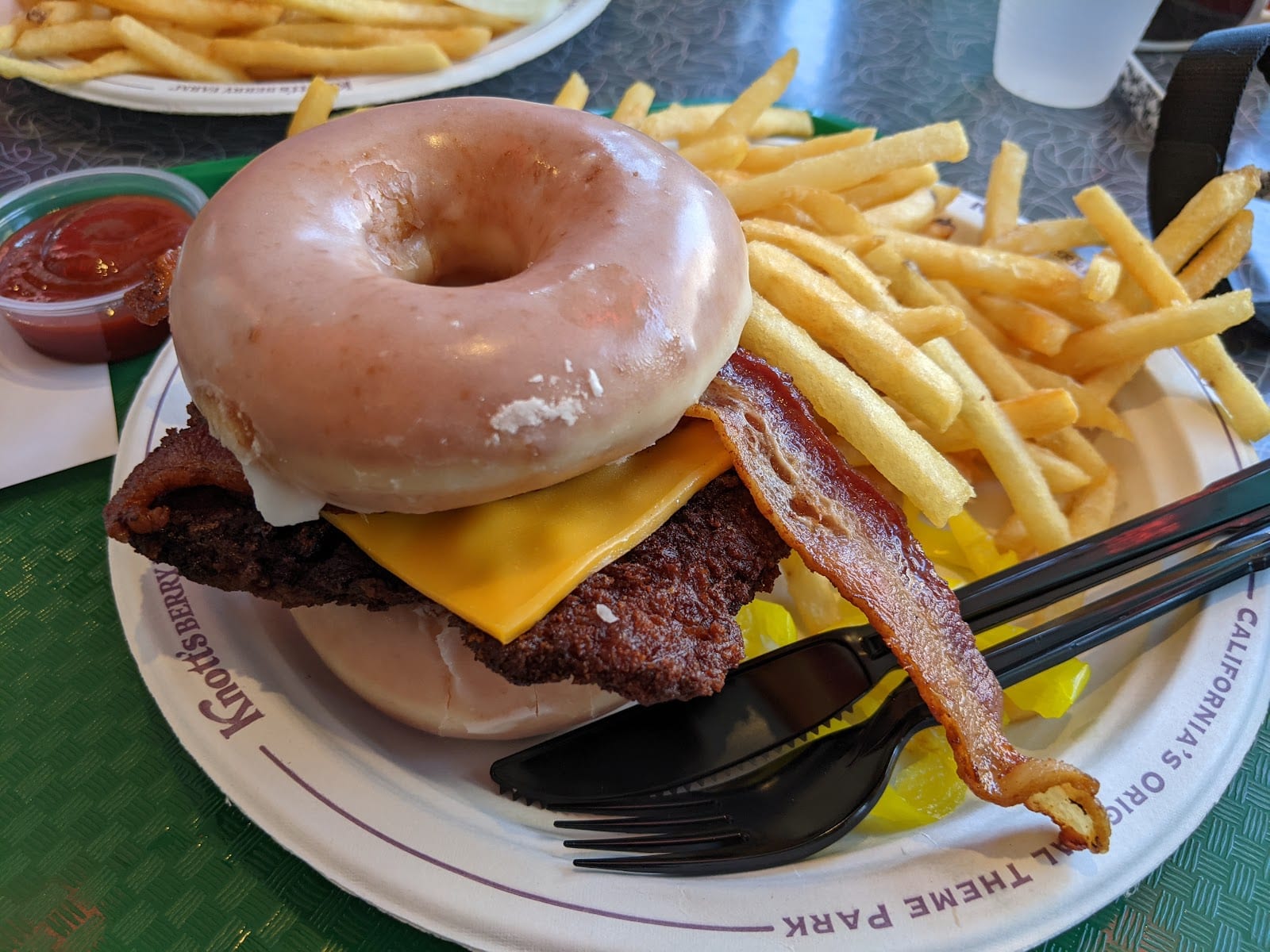 Coasters Diner