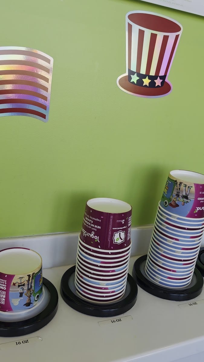 Yogurtland Huntington Beach, photo 3