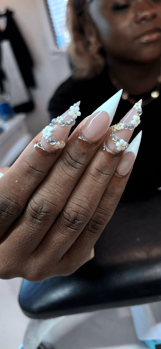 Nails by Riah LLC
