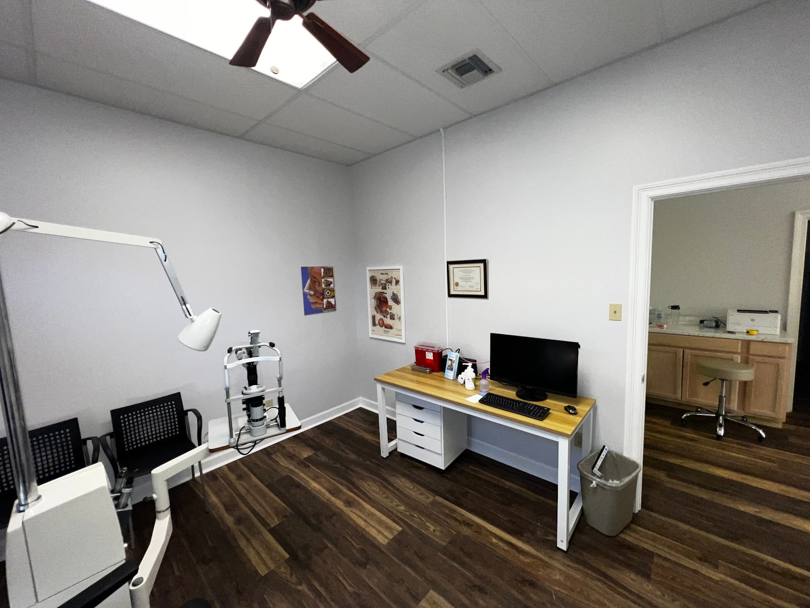 Oculo-Facial Consultants: Mark S. Brown, MD, photo 3