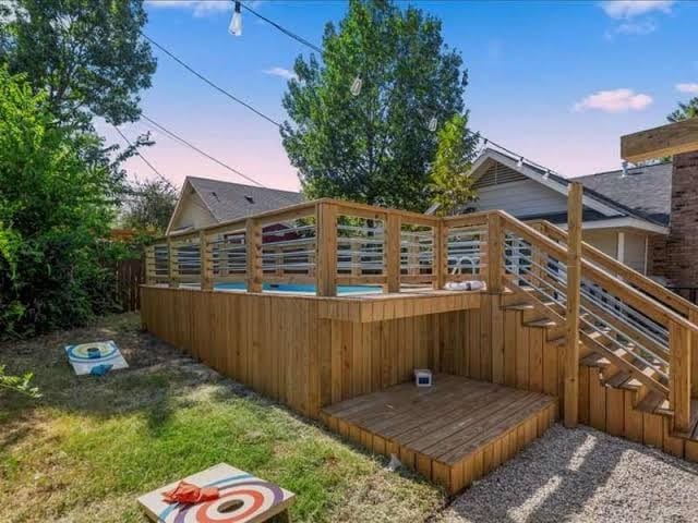 Great for large groups and Family Friendly. Backs to local park great for kids