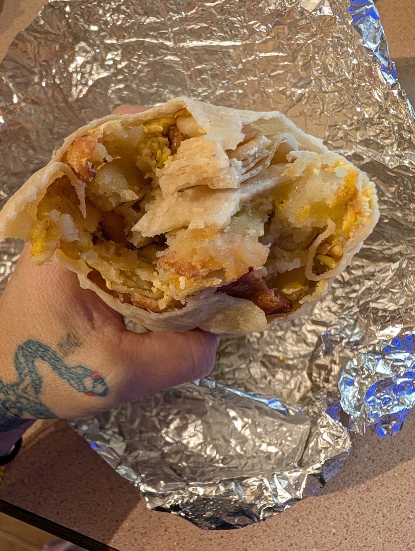 Mile H.I. Burritos, photo 3