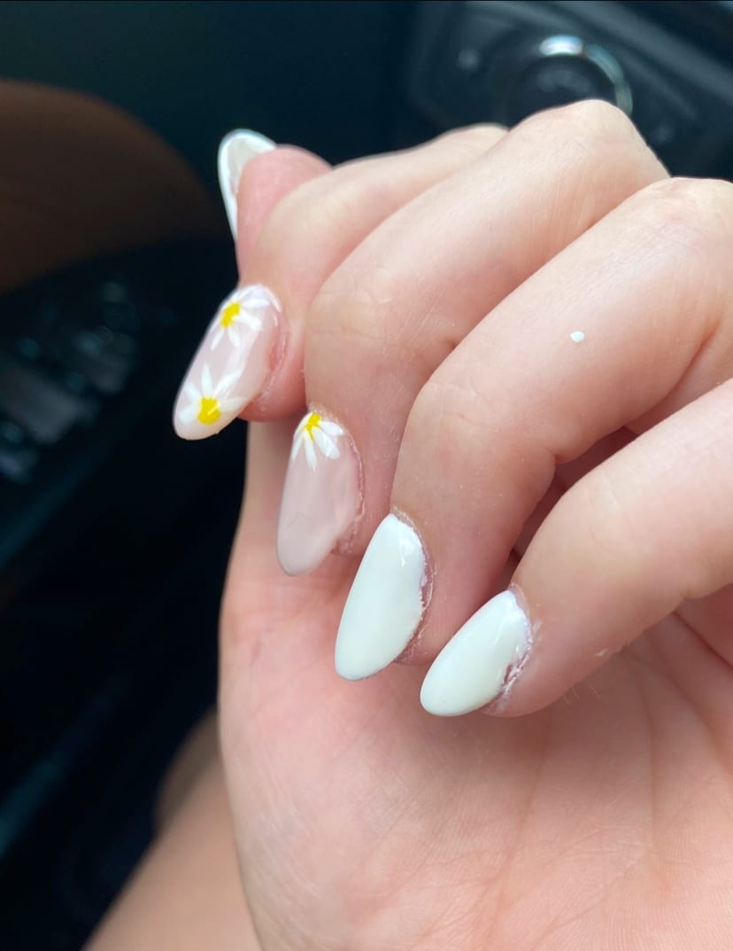 Top Ten Nails, photo 2