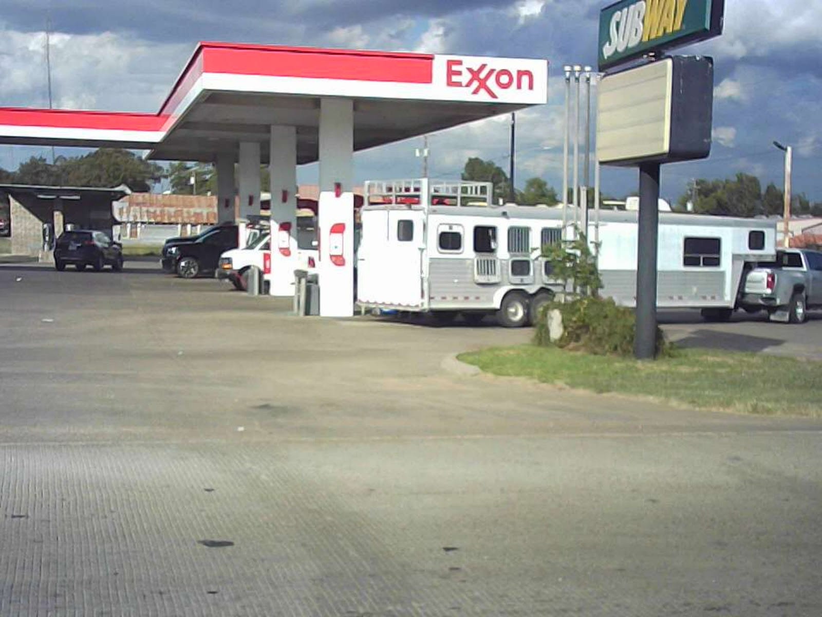 Exxon, photo 4