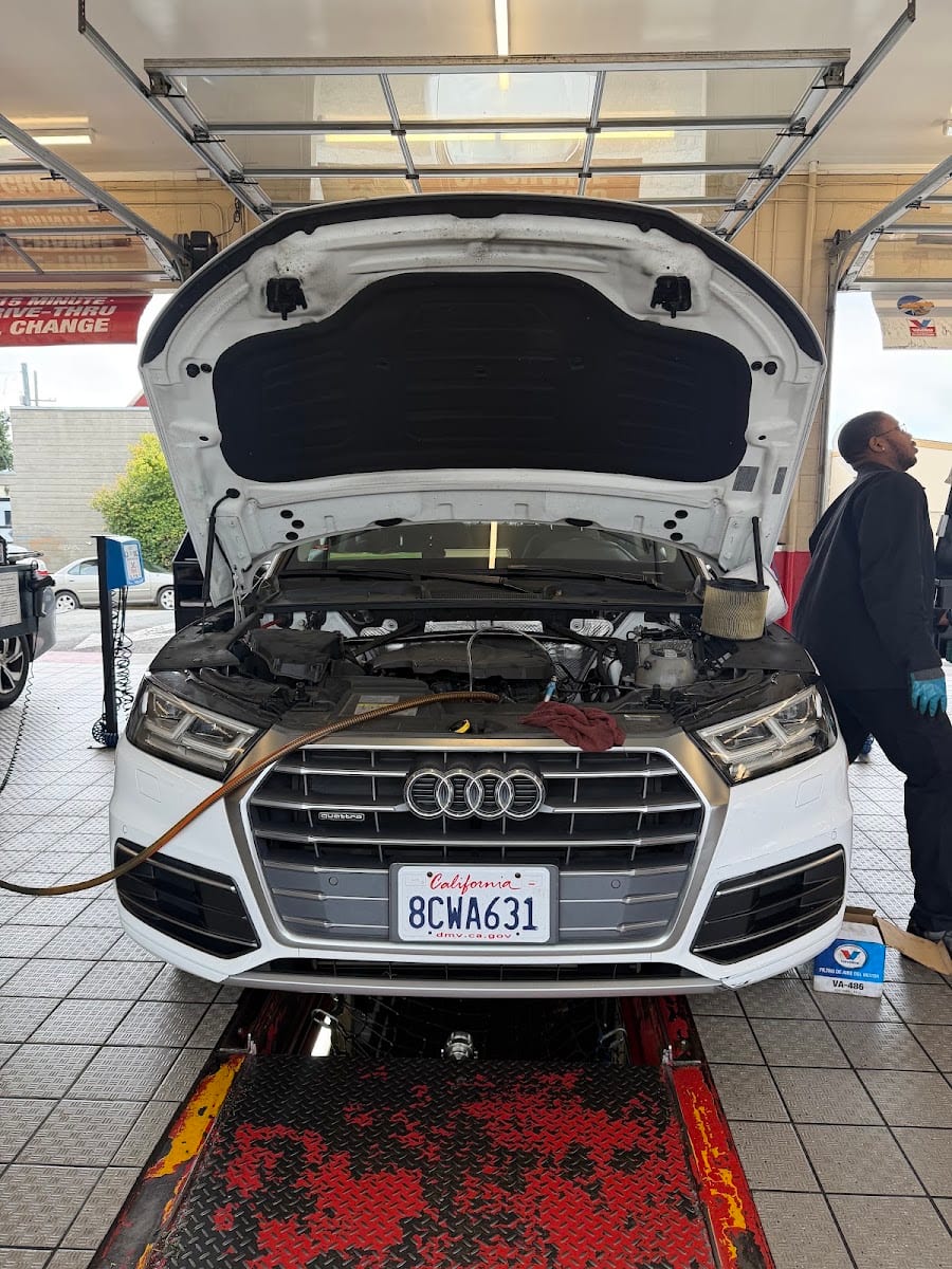 Valvoline Instant Oil Change