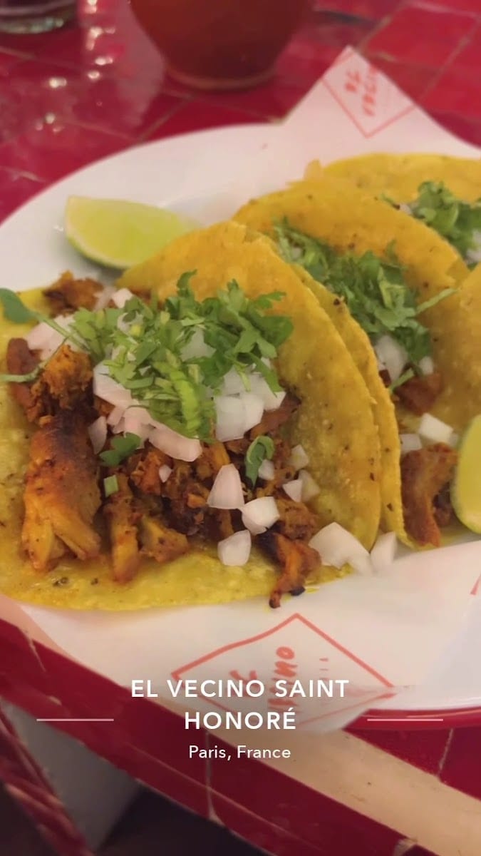 El Vecino Taquería Saint-Honoré, photo 3