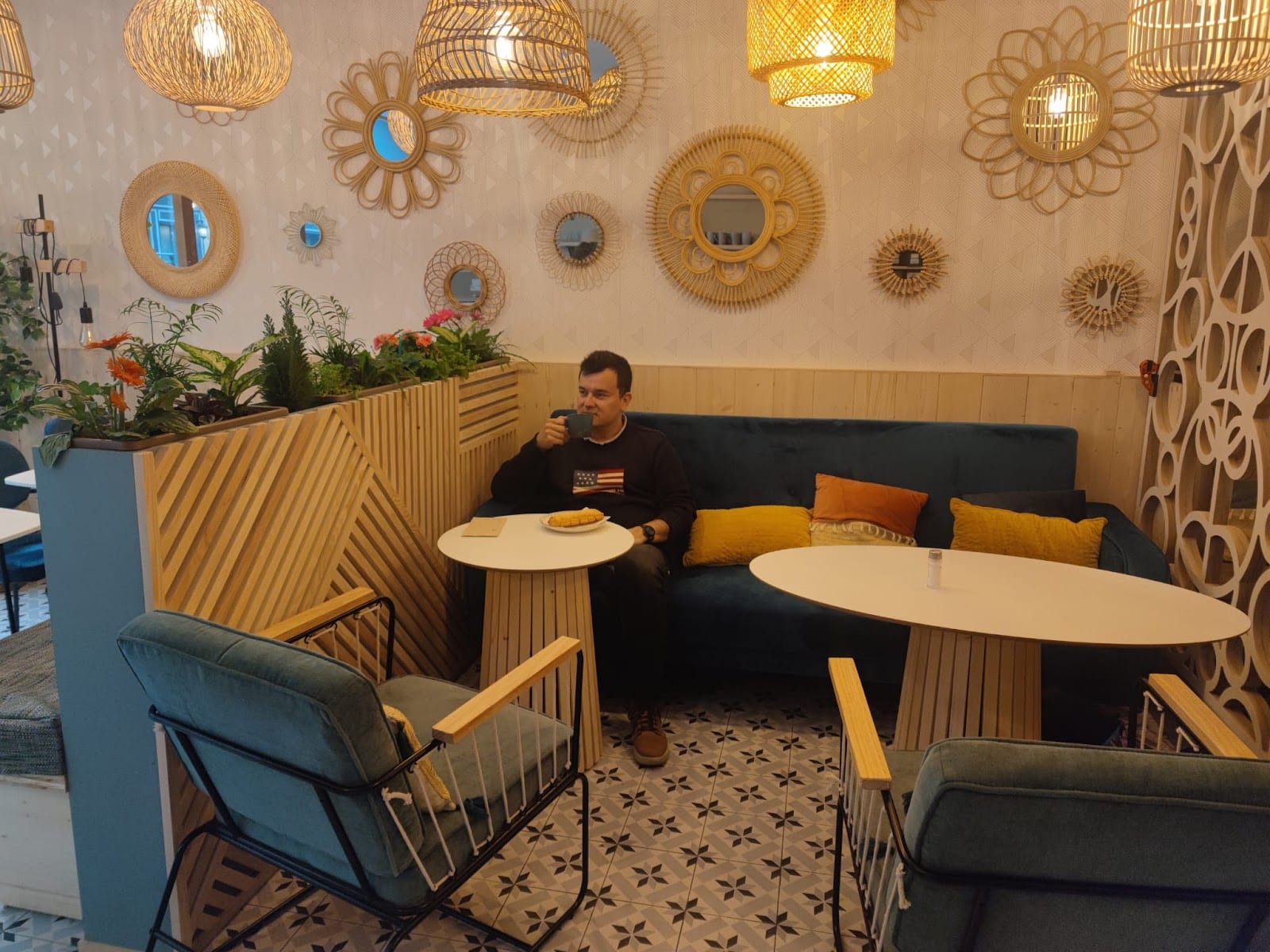 CAFET'0 París 15 "Loumiz", photo 2