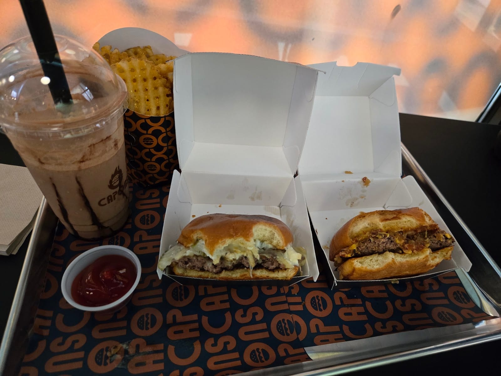 Capon's Burgers, photo 4