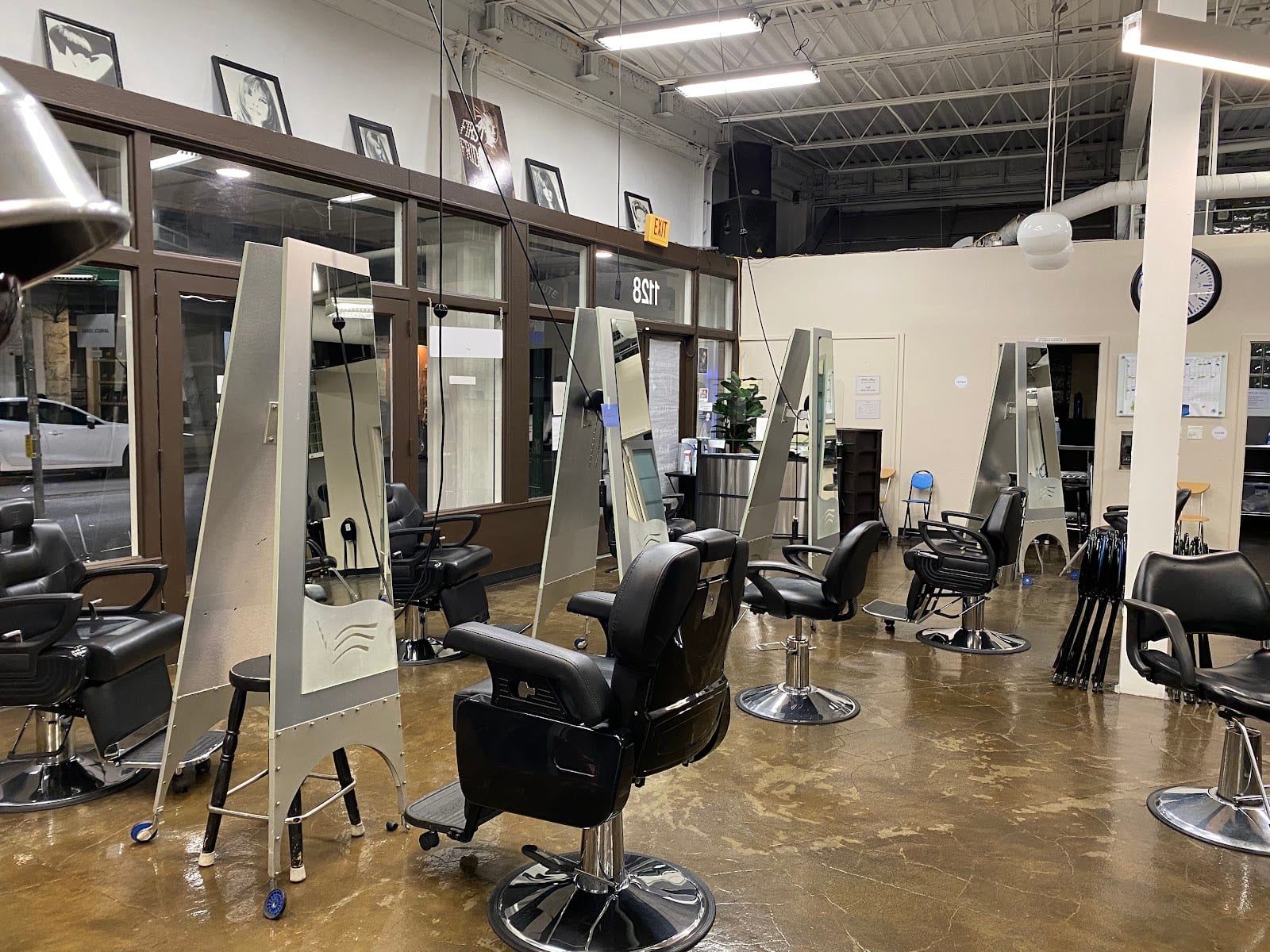 Hawaii Institute of Hair Design - Admissions Office