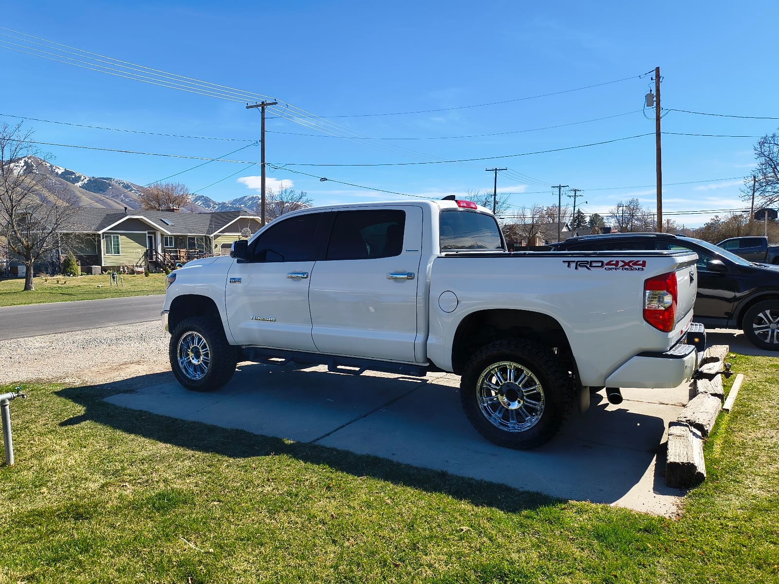 Young Toyota, photo 4