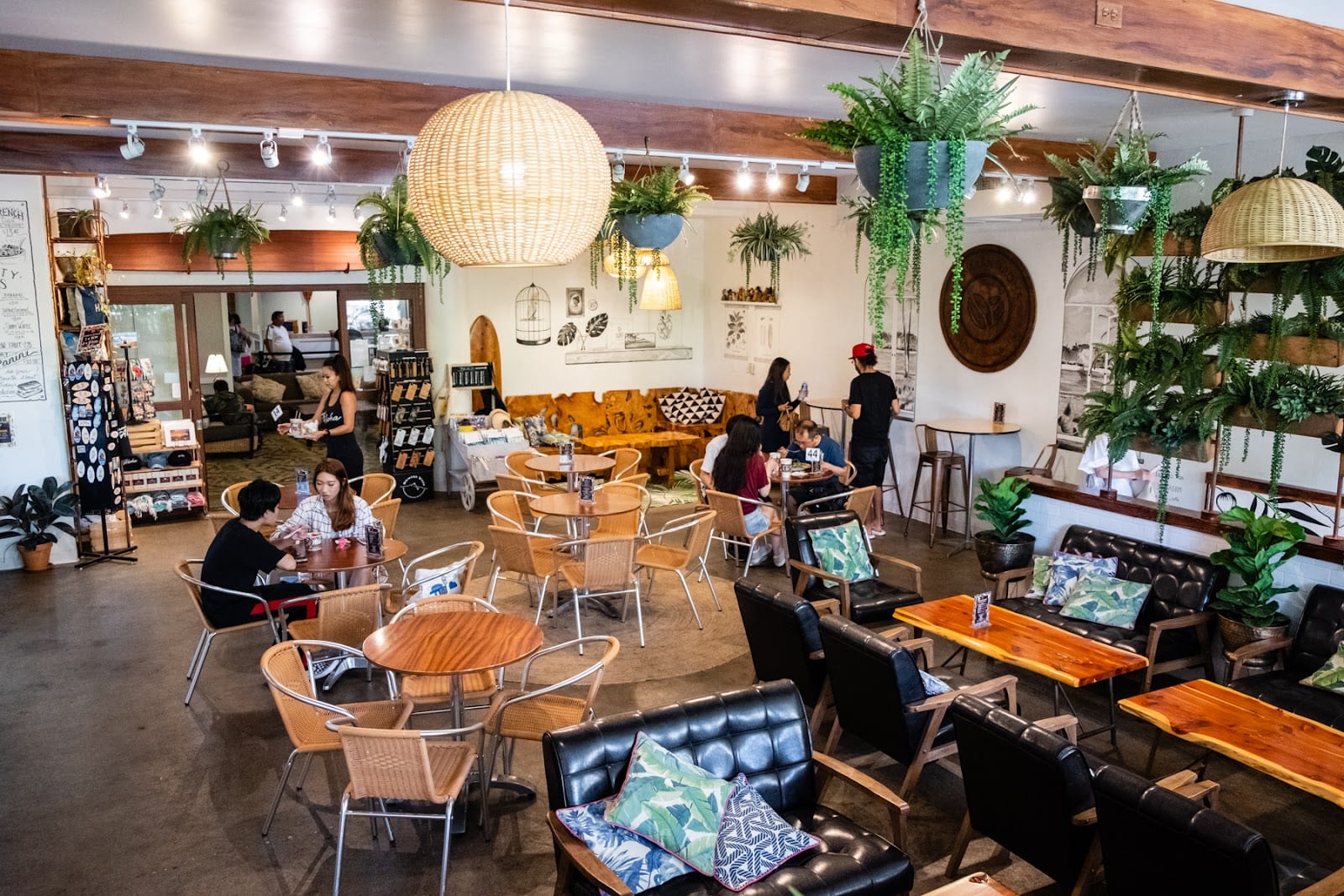 Hawaiian Aroma Caffe Ohana East, photo 3