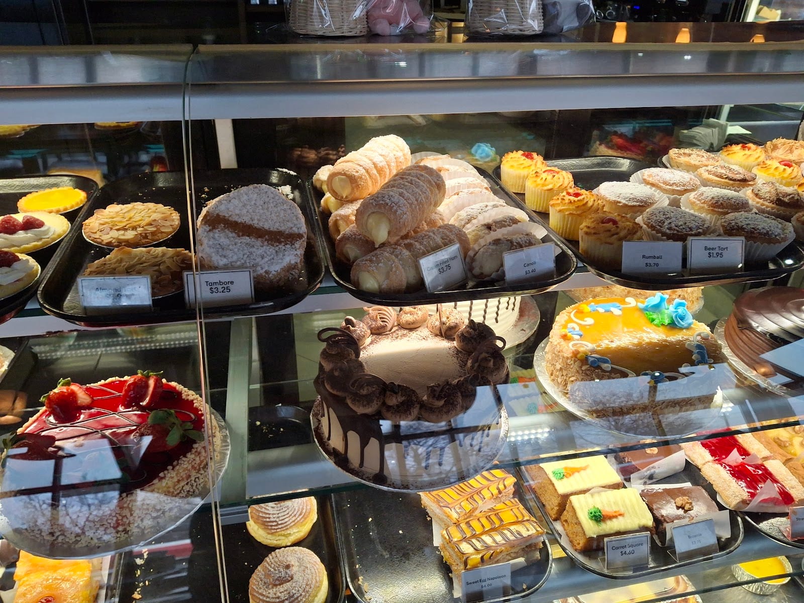 Nova Era Bakery