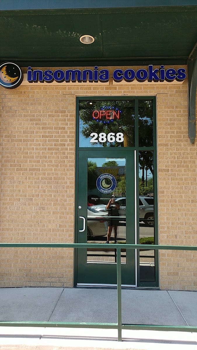 Insomnia Cookies, photo 2