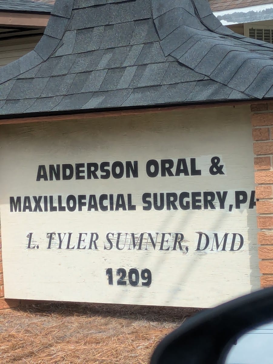 Anderson Oral & Maxillofacial Surgery , Ty Sumner DMD
