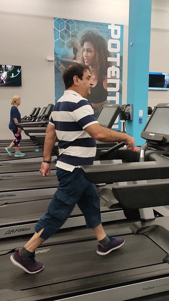 CLUB4 Fitness Flower Mound, photo 3