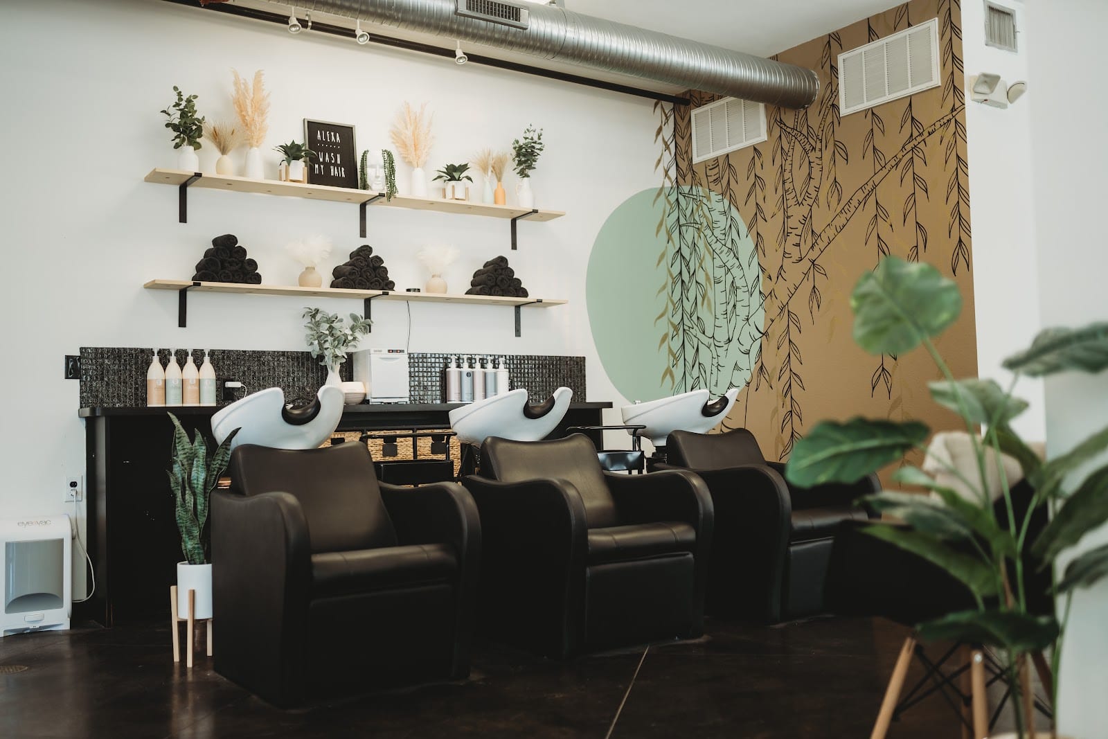 Sarah Elizabeth Hair Studio