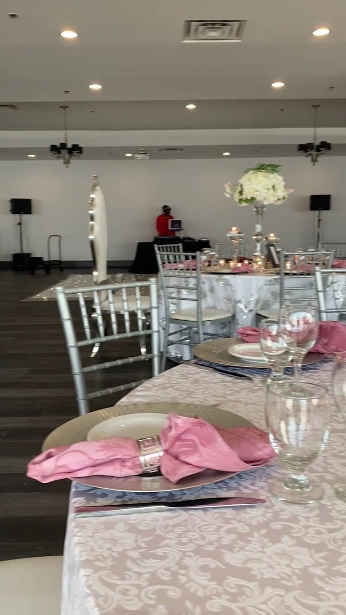 The Magnolia Event Boutique, photo 2