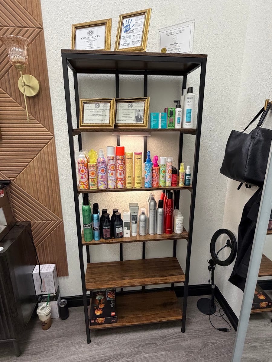Wild Hue Salon, photo 3