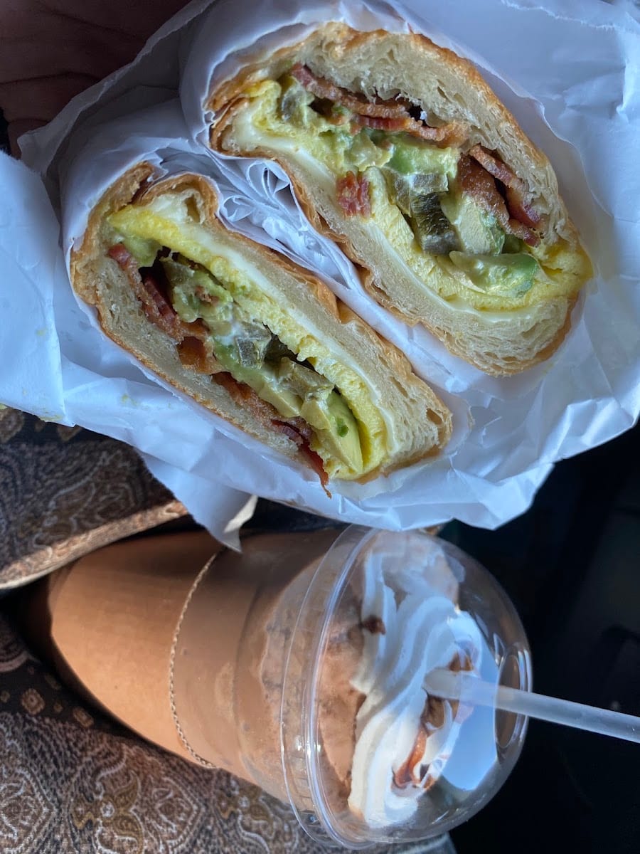 Mom's Donuts & Ice Cream