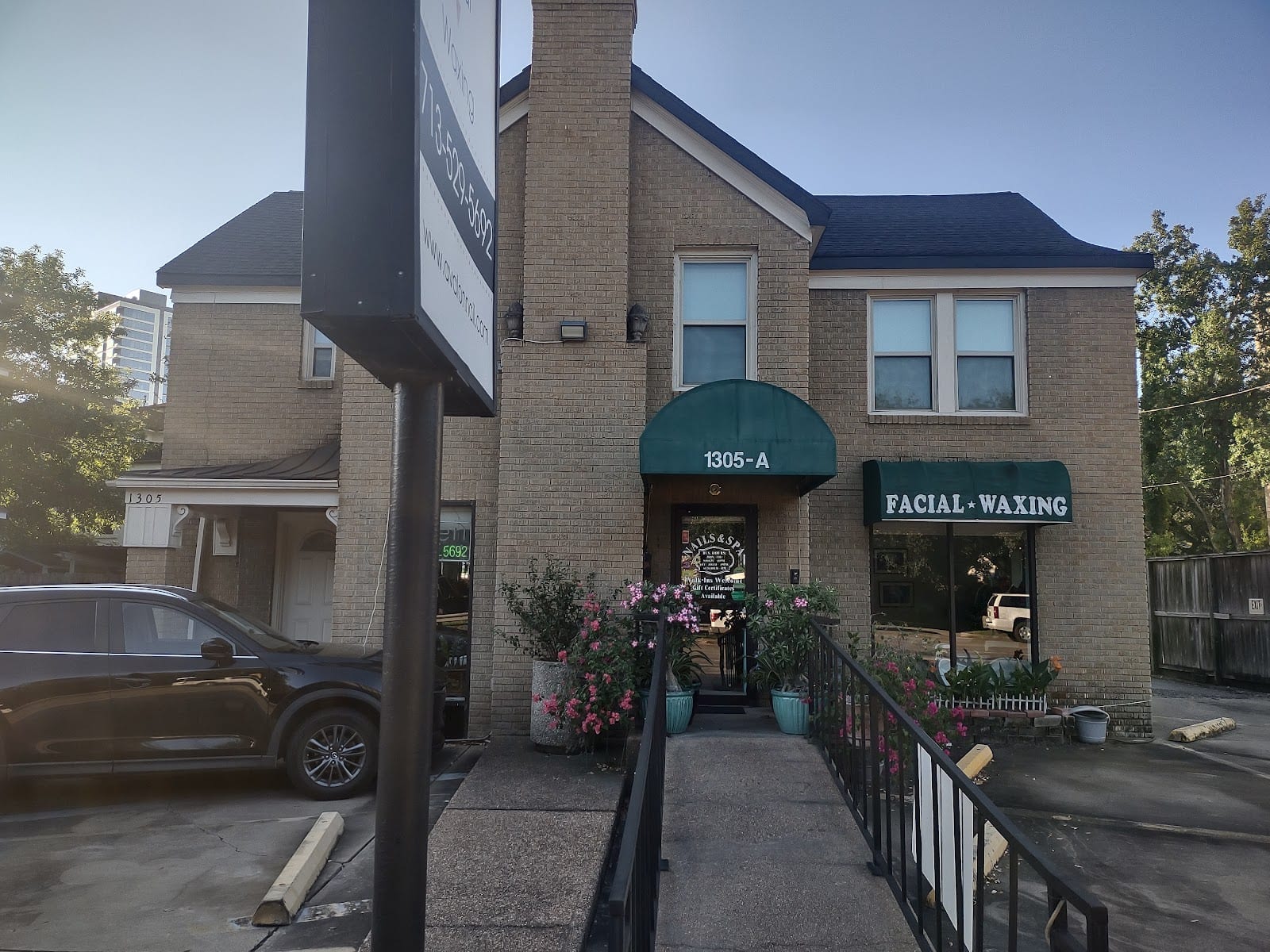 Avalon Nail Salon