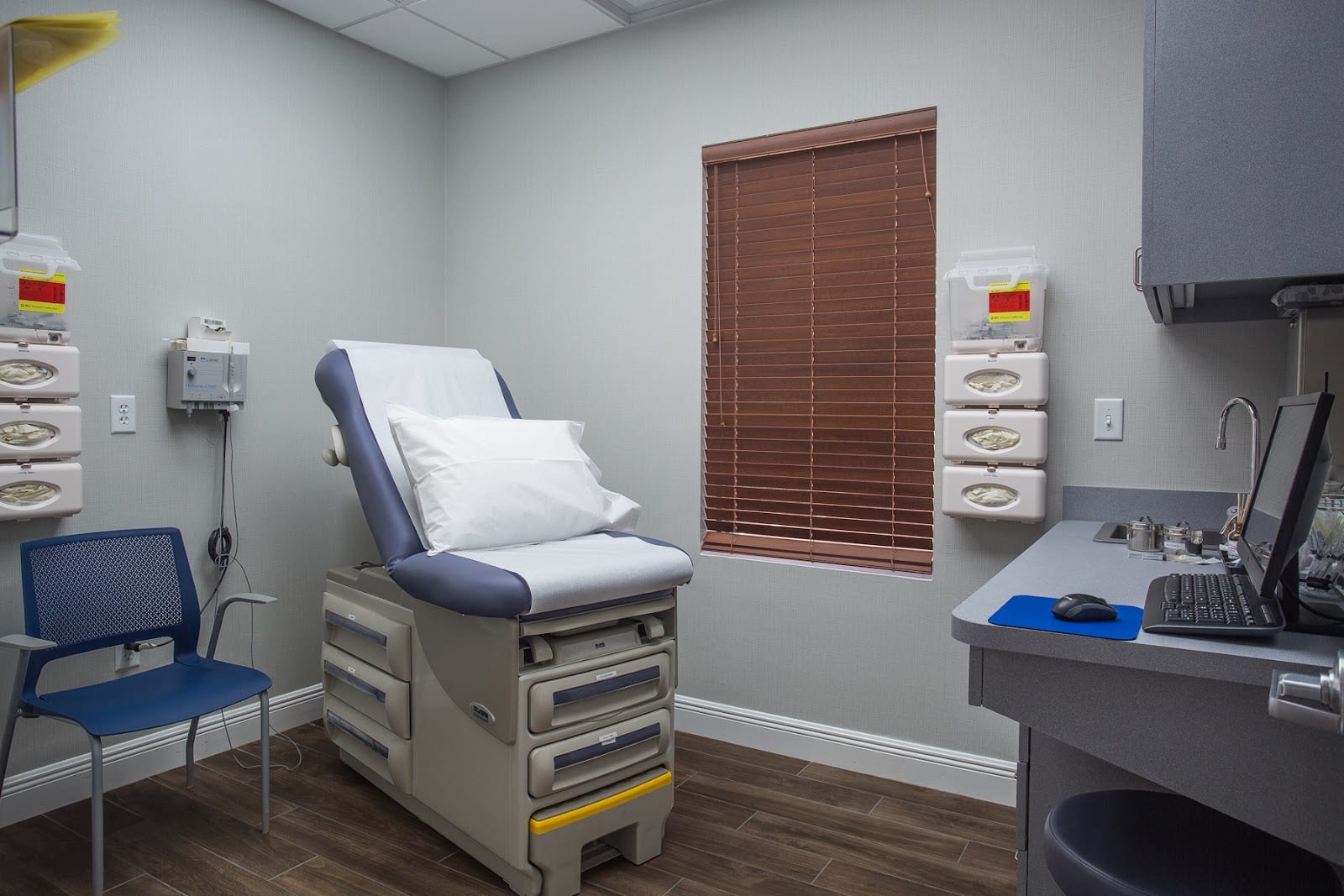 Water's Edge Dermatology - Port Charlotte, photo 3