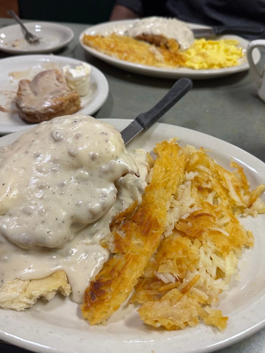 The Hungry Fox Restaurant & Country Store, photo 4