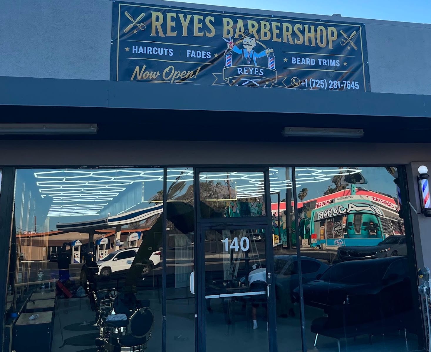 Reyes Barbershop, photo 4