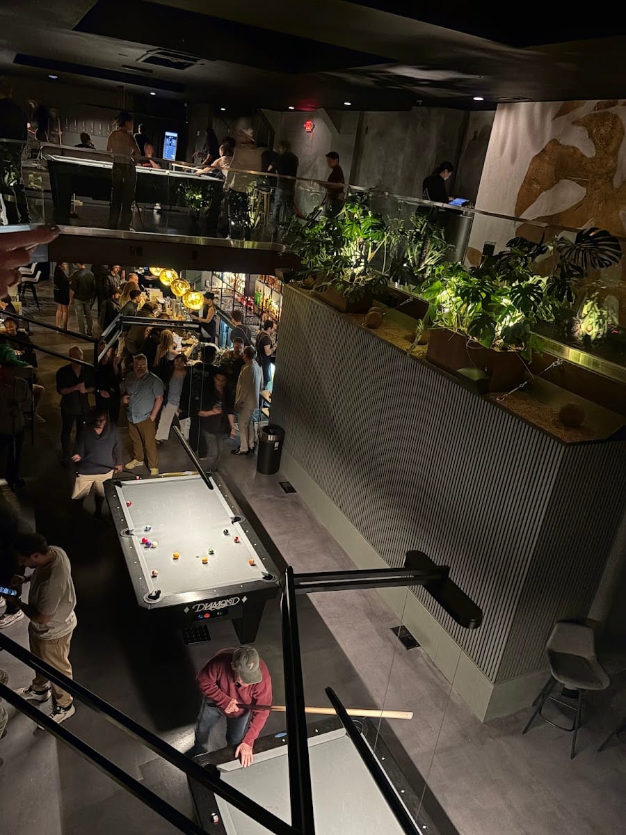 The Hall SF - Bar & Billiards