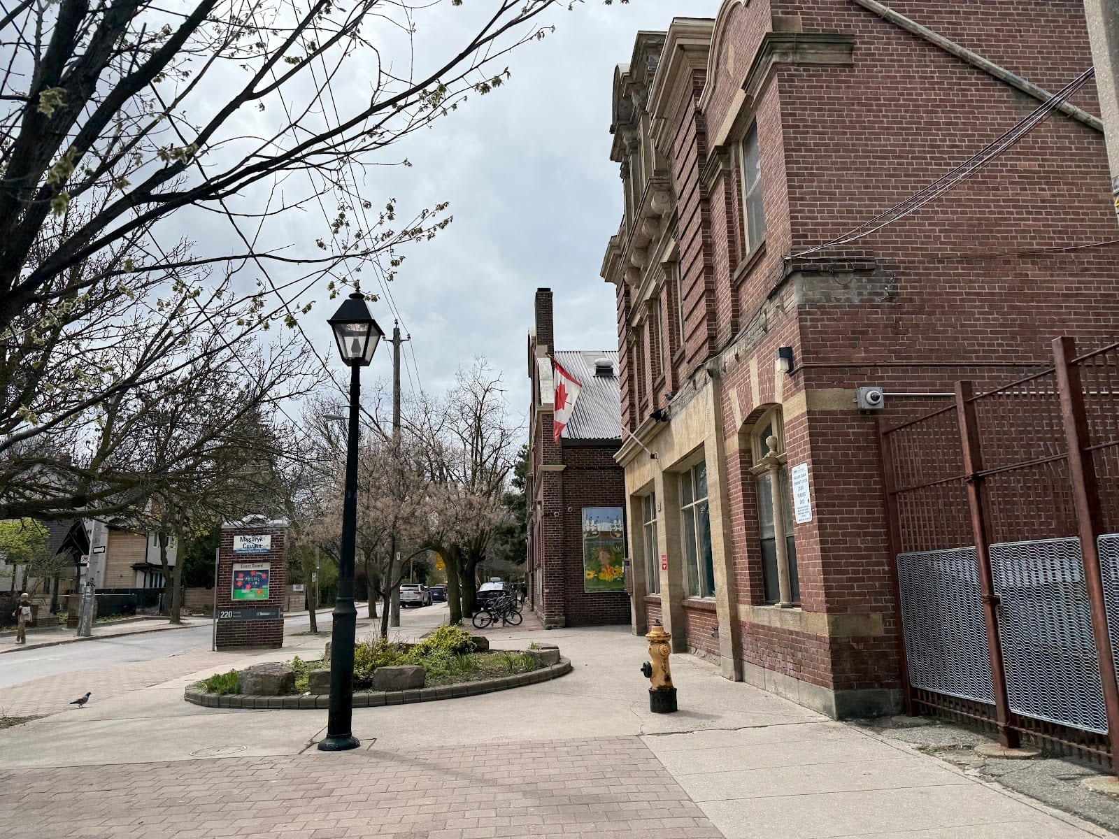Masaryk-Cowan Community Recreation Centre, photo 2
