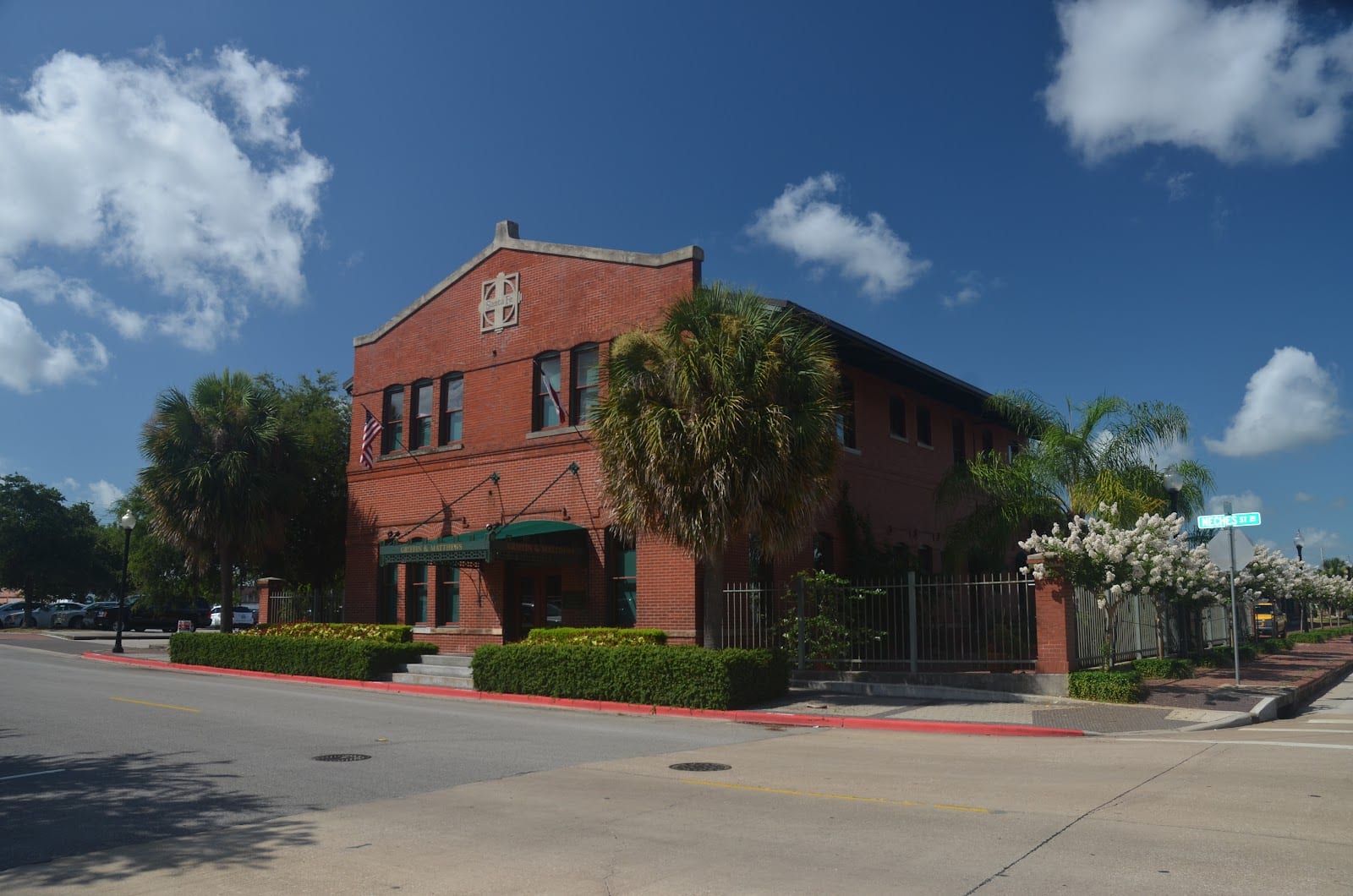 Wheeler Commercial, photo 2