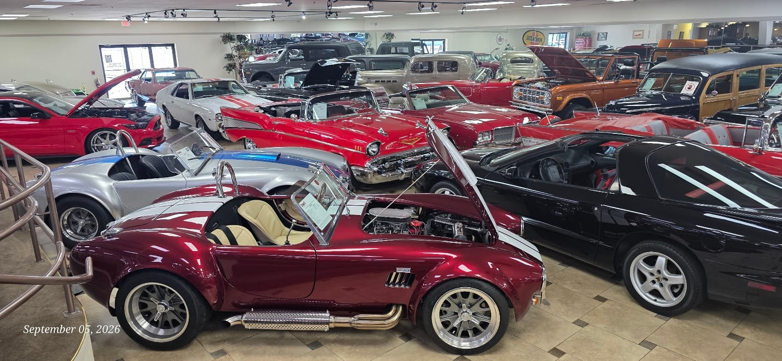 Ideal Classic Cars, photo 4