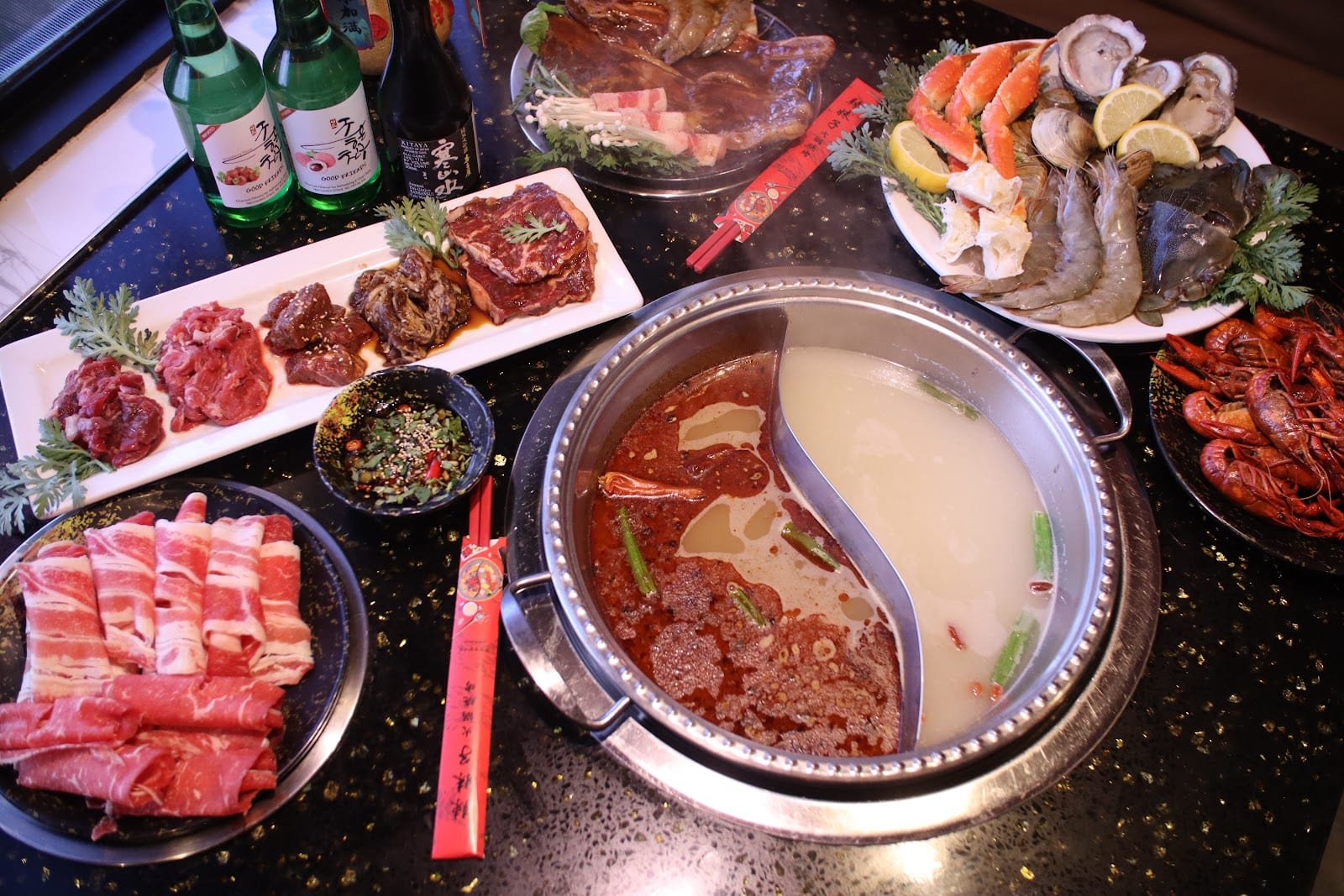 LaMeiZi Hot Pot & BBQ 辣妹子火锅烧烤
