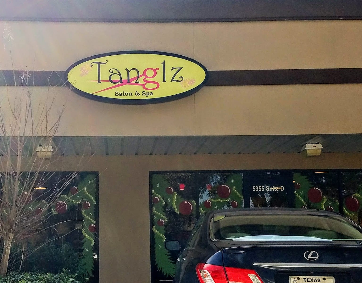 Tanglz Color Studio, photo 2