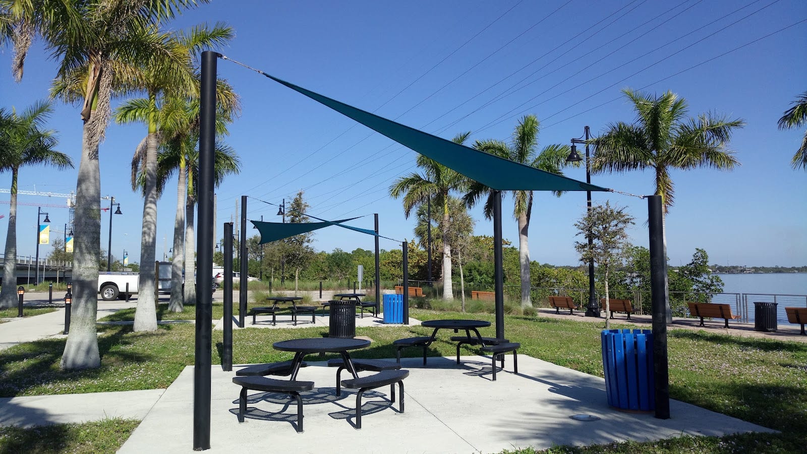 Live Oak Point