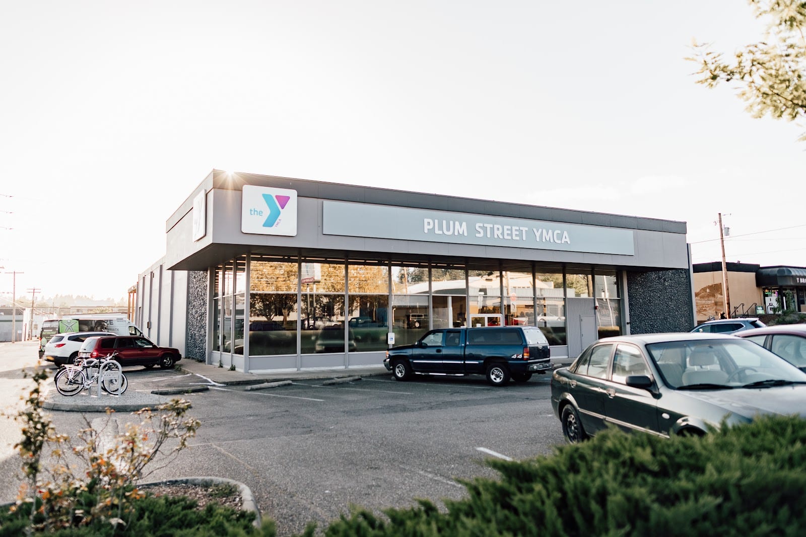 Plum Street YMCA, photo 2