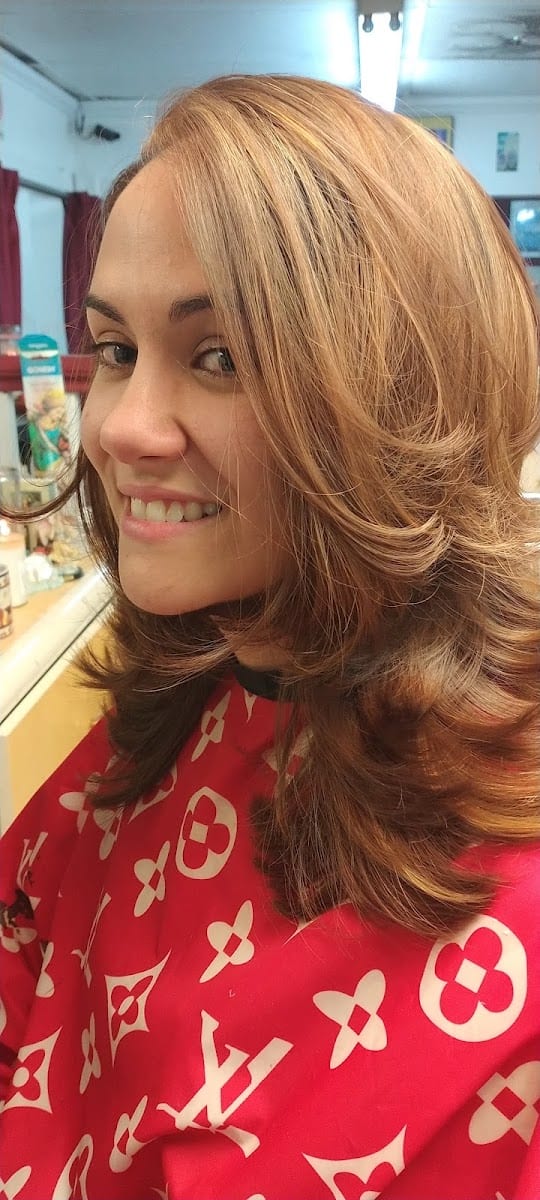 Sylvias Teresita Beauty Salon, photo 3