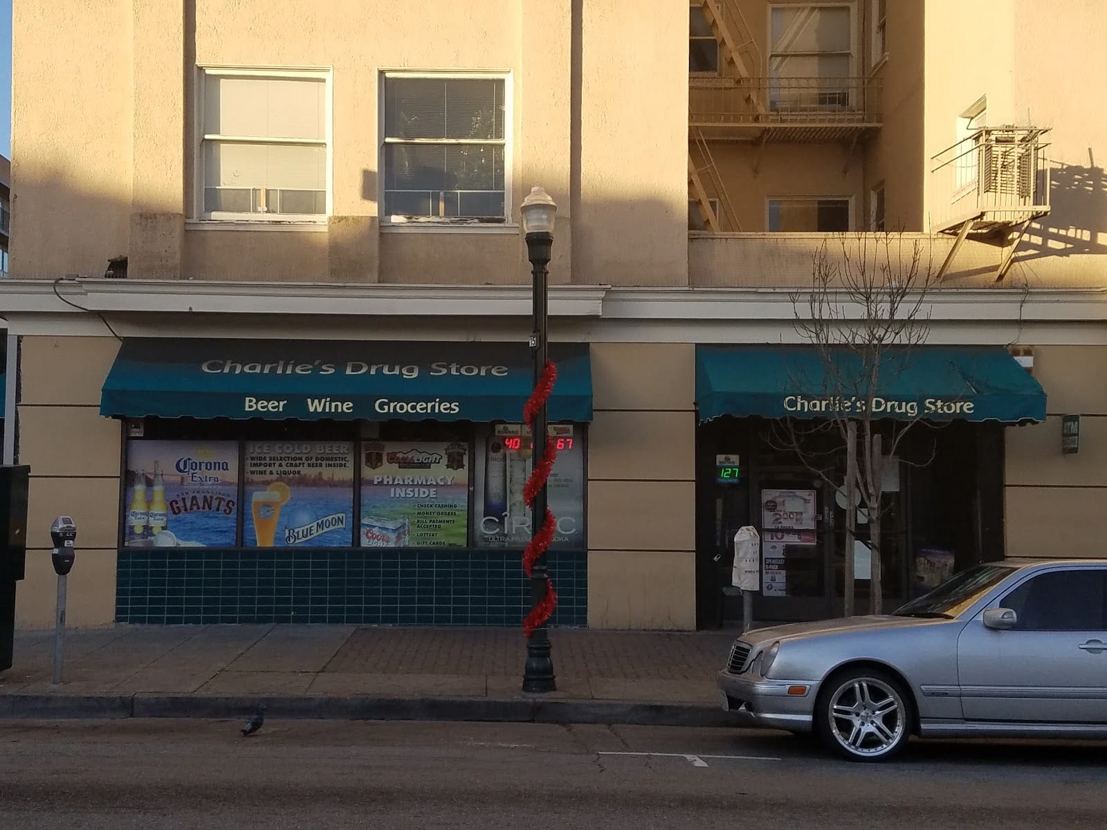 Charlies Pharmacy & Grocery