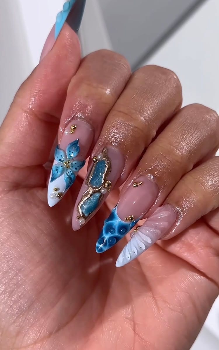Golden Nail Lounge, photo 2