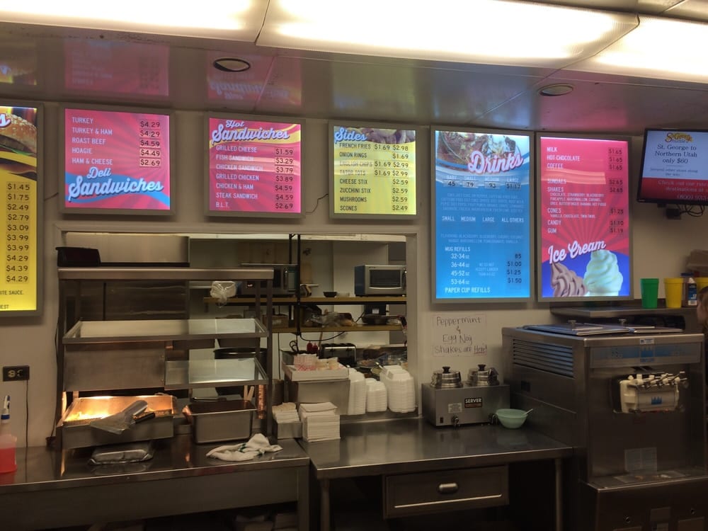 Brad's Food Hut, photo 2