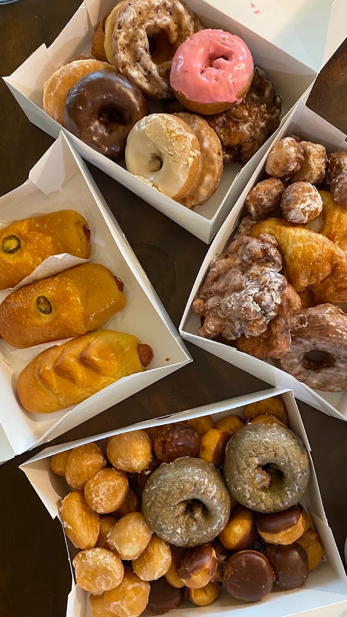 So Good Everyday Fresh Donuts