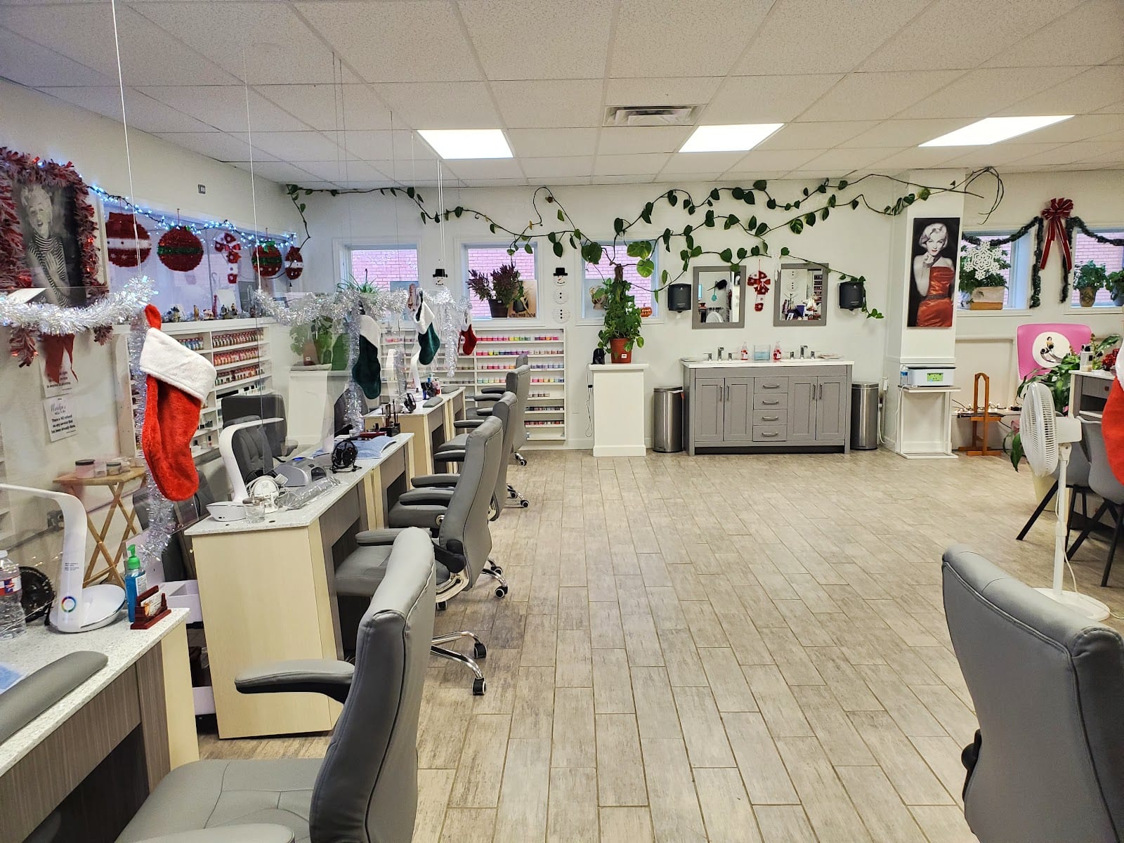 Marilyn's Nail and Spa
